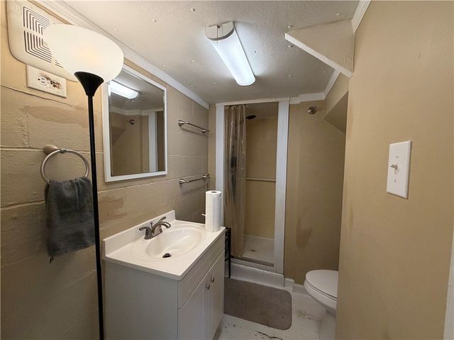 1051 S Lake Rd, Jefferson Twp, PA 16137