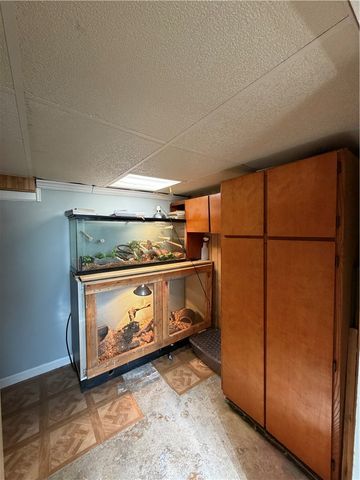 1051 S Lake Rd, Jefferson Twp, PA 16137