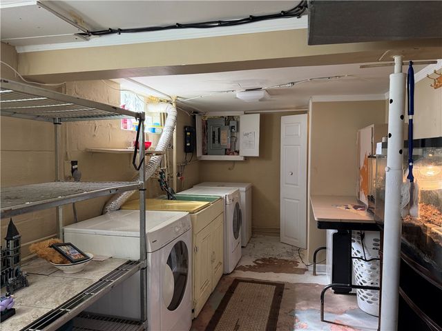 1051 S Lake Rd, Jefferson Twp, PA 16137