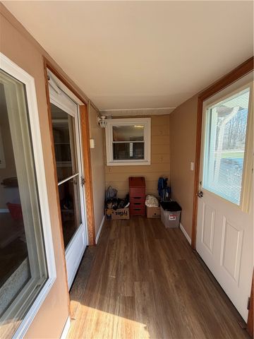 1051 S Lake Rd, Jefferson Twp, PA 16137