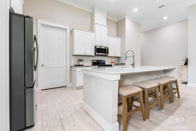 2533 Bienville Avenue, Gulf Shores, AL 36542