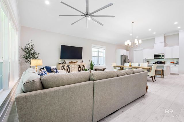 2533 Bienville Avenue, Gulf Shores, AL 36542
