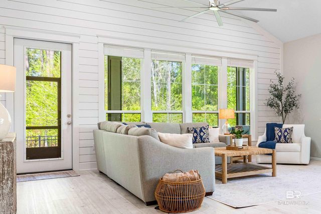 2533 Bienville Avenue, Gulf Shores, AL 36542