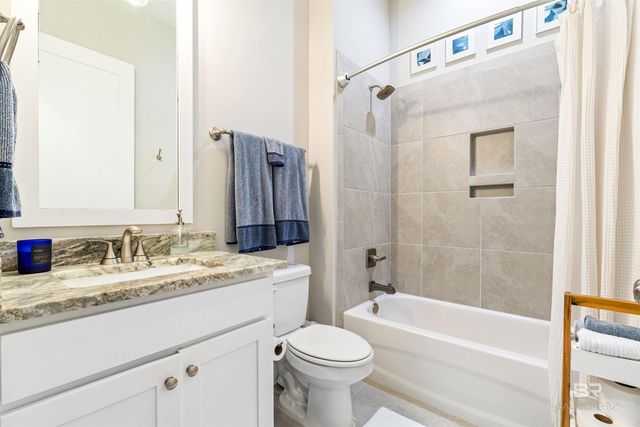 2533 Bienville Avenue, Gulf Shores, AL 36542