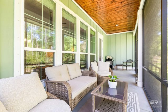 2533 Bienville Avenue, Gulf Shores, AL 36542