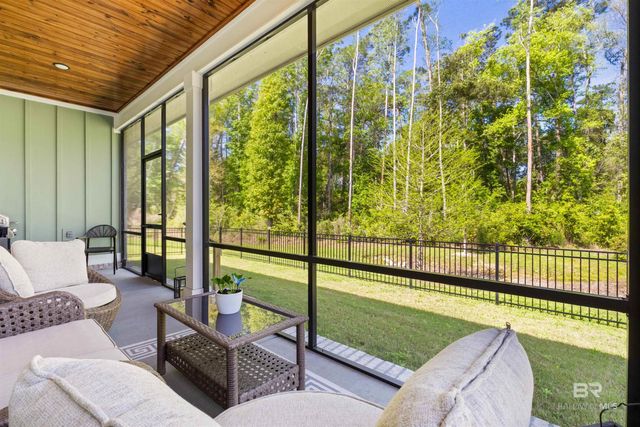 2533 Bienville Avenue, Gulf Shores, AL 36542