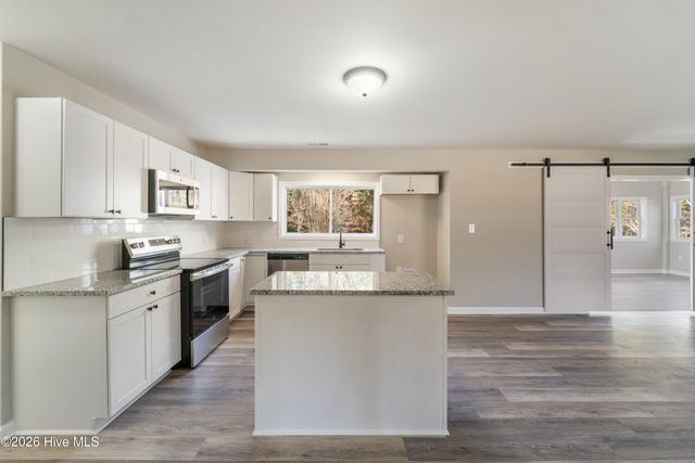 108 Sandy Creek Drive, Leland, NC 28451