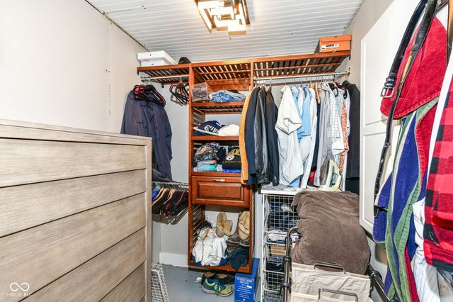 2421 Central Avenue, Indianapolis, IN 46205