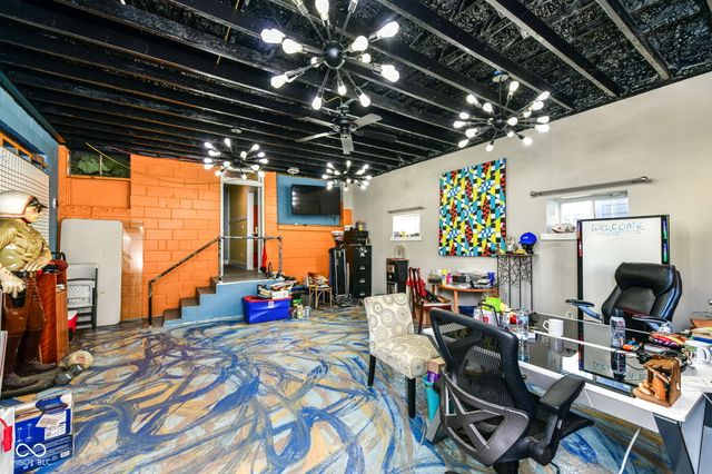 2421 Central Avenue, Indianapolis, IN 46205