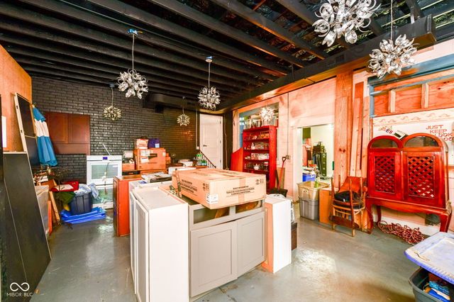 2421 Central Avenue, Indianapolis, IN 46205