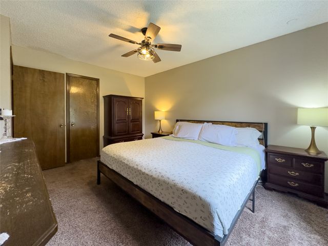 704 W Vicksburg Street, Broken Arrow, OK 74011