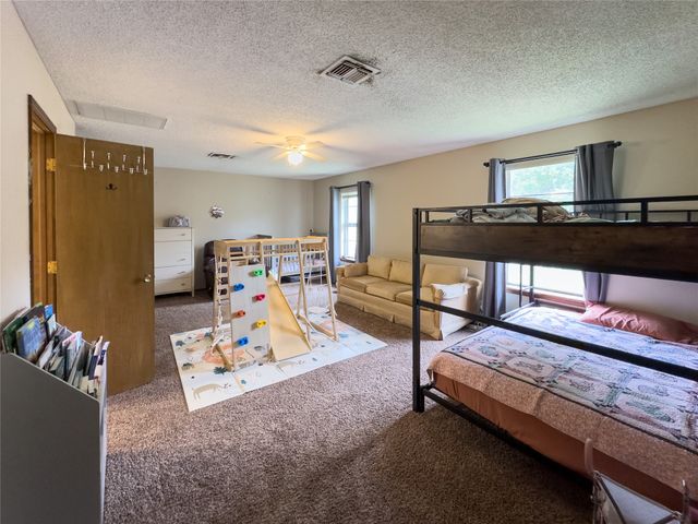 704 W Vicksburg Street, Broken Arrow, OK 74011