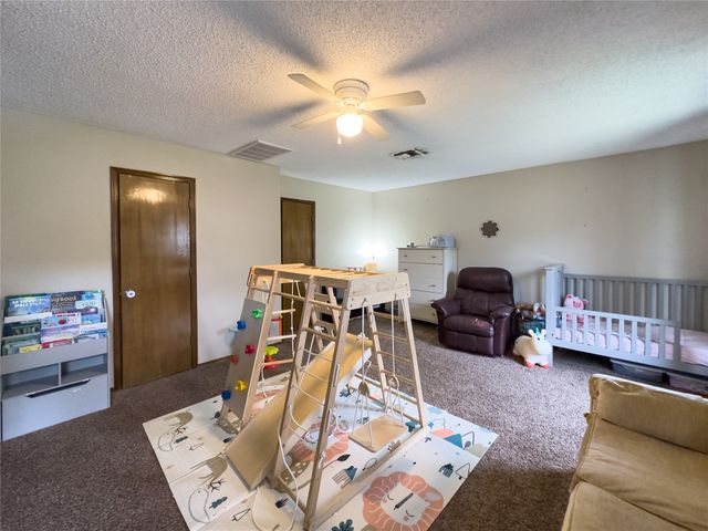 704 W Vicksburg Street, Broken Arrow, OK 74011