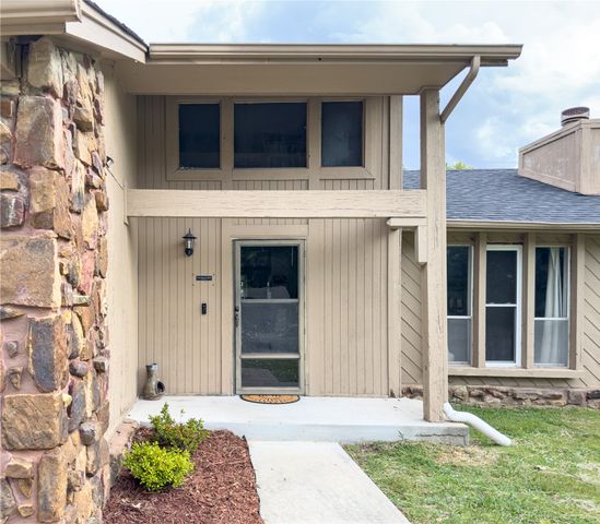 704 W Vicksburg Street, Broken Arrow, OK 74011