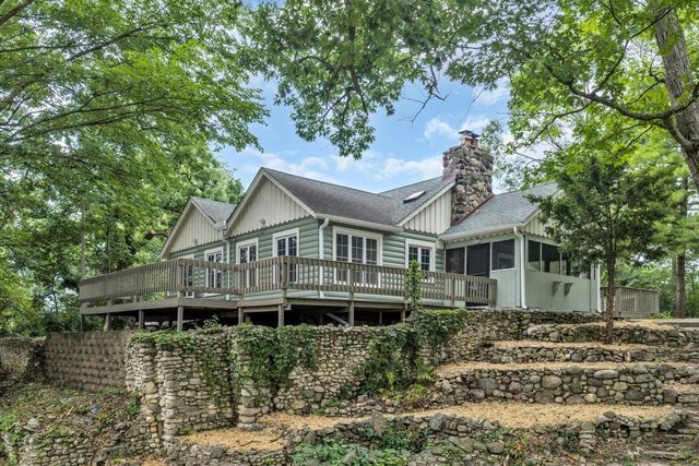 30215 Forest DRIVE, Burlington, WI 53105