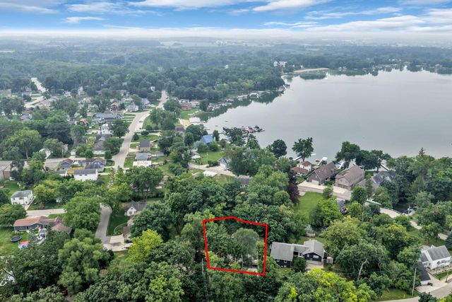 30215 Forest DRIVE, Burlington, WI 53105