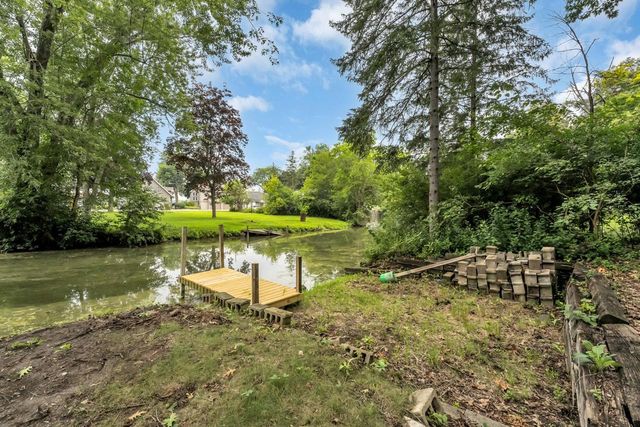 30215 Forest DRIVE, Burlington, WI 53105