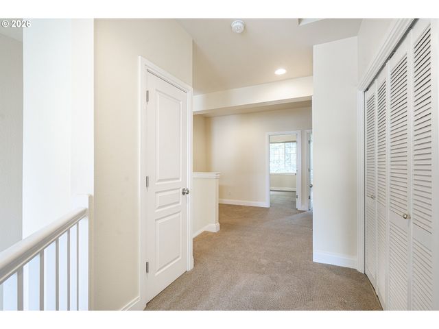 12312 Sw MEADER Way, Beaverton, OR 97008