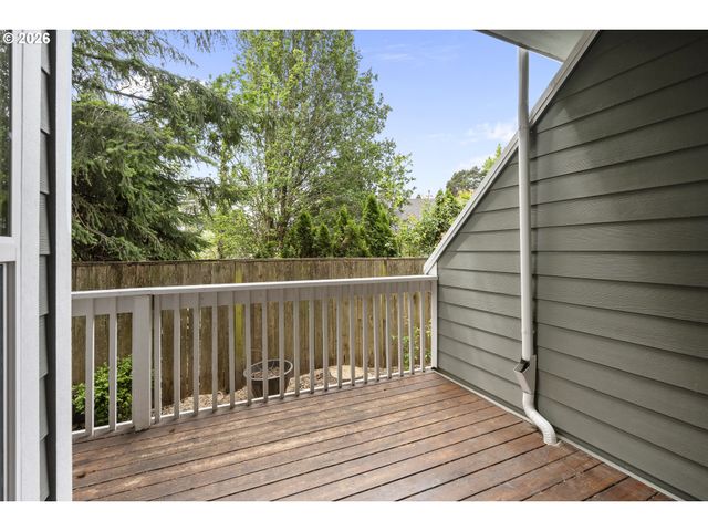 12312 Sw MEADER Way, Beaverton, OR 97008