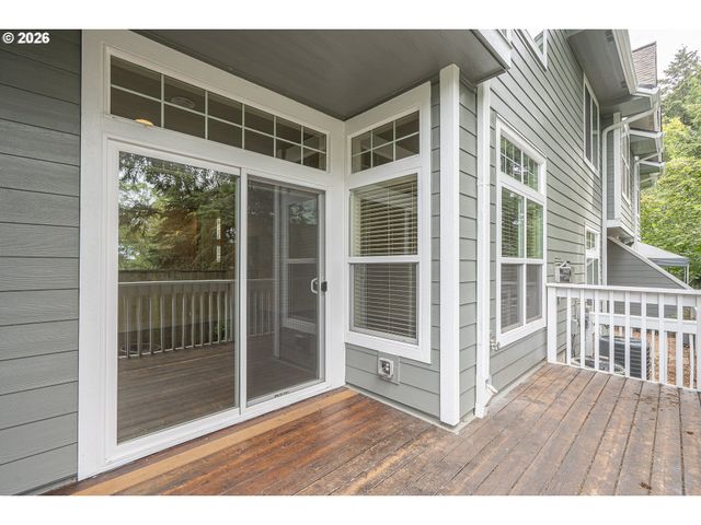 12312 Sw MEADER Way, Beaverton, OR 97008