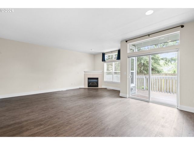 12312 Sw MEADER Way, Beaverton, OR 97008