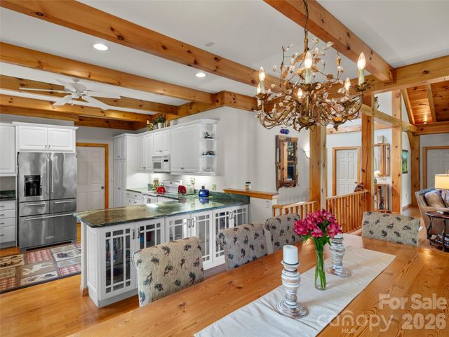 33 Banker Drive, Waynesville, NC 28786