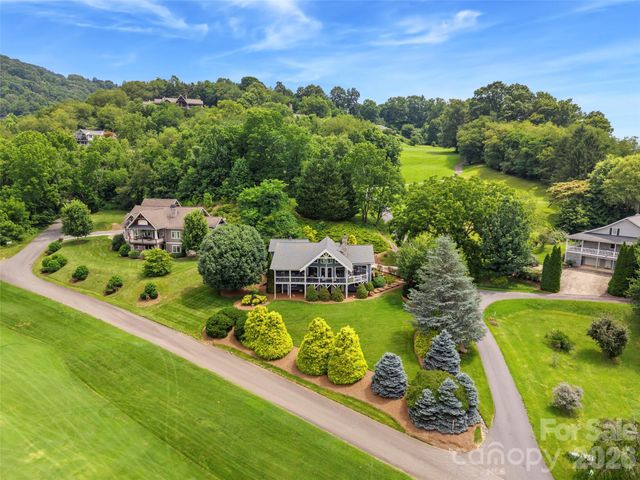 33 Banker Drive, Waynesville, NC 28786