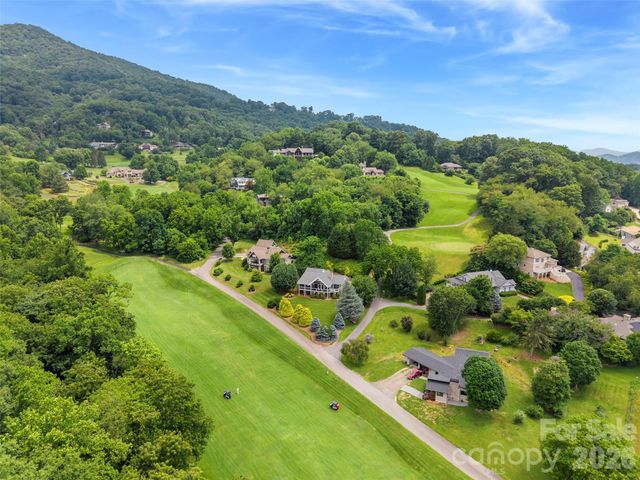 33 Banker Drive, Waynesville, NC 28786
