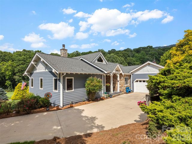 33 Banker Drive, Waynesville, NC 28786