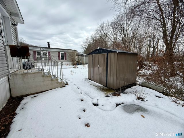 40 Matthews Street TRLR 30, Bristol, CT 06010