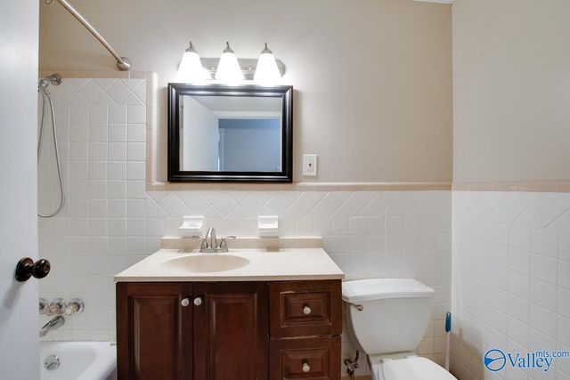2107 Edinburgh Drive, Huntsville, AL 35803
