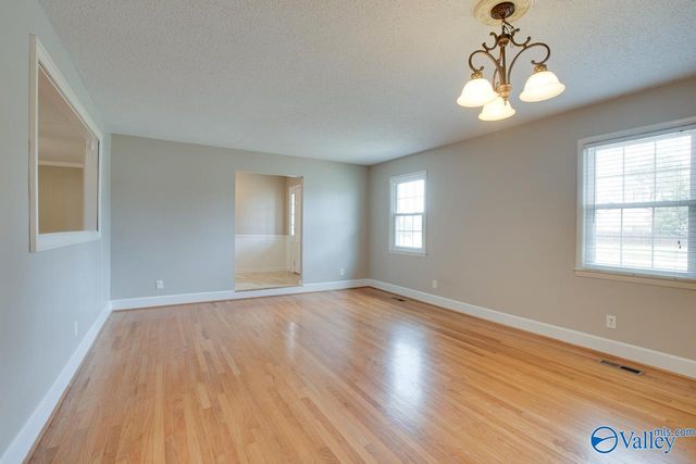 2107 Edinburgh Drive, Huntsville, AL 35803