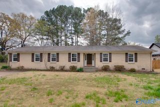 2107 Edinburgh Drive, Huntsville, AL 35803