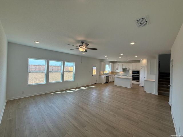 111 Peeps Ct., Adkins, TX 78101