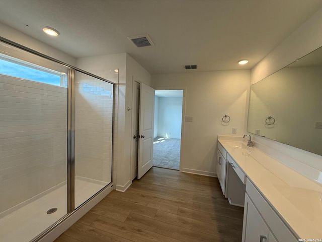 111 Peeps Ct., Adkins, TX 78101