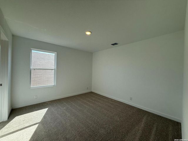 111 Peeps Ct., Adkins, TX 78101