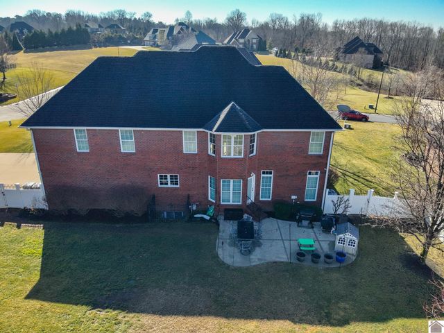 6601 Tuscan Rd, Paducah, KY 42001