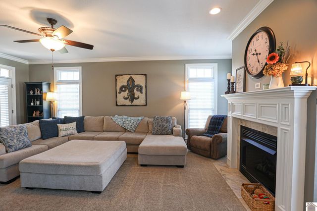 6601 Tuscan Rd, Paducah, KY 42001