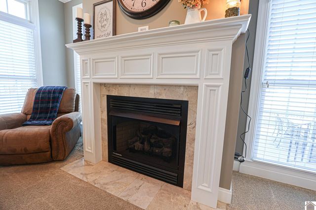 6601 Tuscan Rd, Paducah, KY 42001