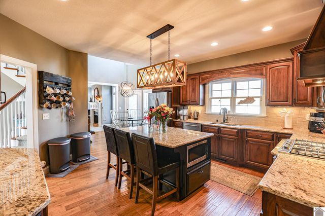 6601 Tuscan Rd, Paducah, KY 42001