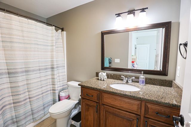 6601 Tuscan Rd, Paducah, KY 42001