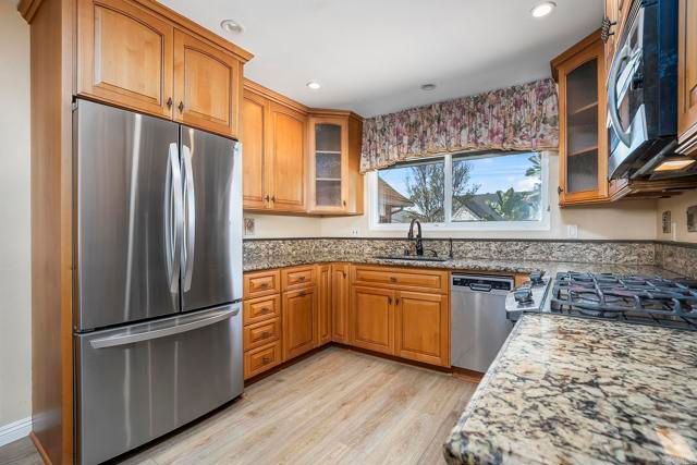 6261 CRYSTAL LAKE AVE, San Diego, CA 92119