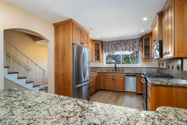 6261 CRYSTAL LAKE AVE, San Diego, CA 92119