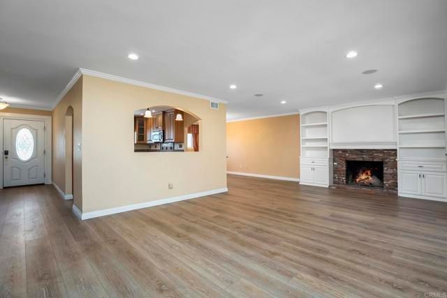 6261 CRYSTAL LAKE AVE, San Diego, CA 92119