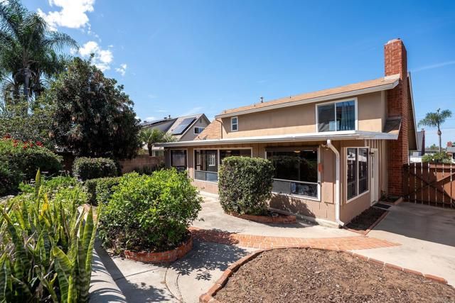 6261 CRYSTAL LAKE AVE, San Diego, CA 92119