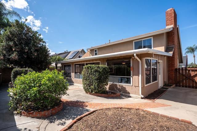 6261 CRYSTAL LAKE AVE, San Diego, CA 92119