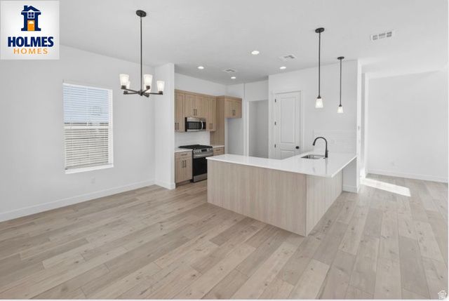 636 W CANYON PINE DR, St. George, UT 84790