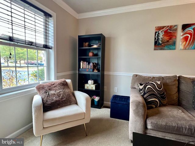 7562 CLOVER LEE BLVD, Harrisburg, PA 17112