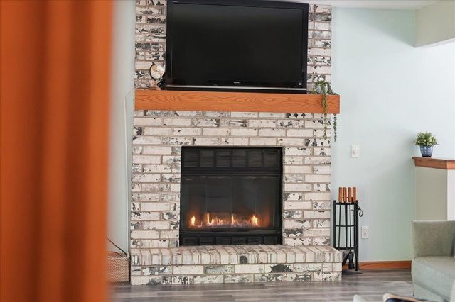 6002 Lynbrook Lane, Madison, WI 53719