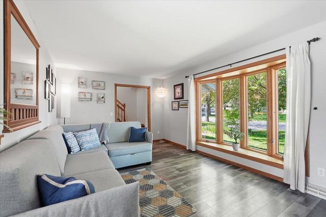 6002 Lynbrook Lane, Madison, WI 53719